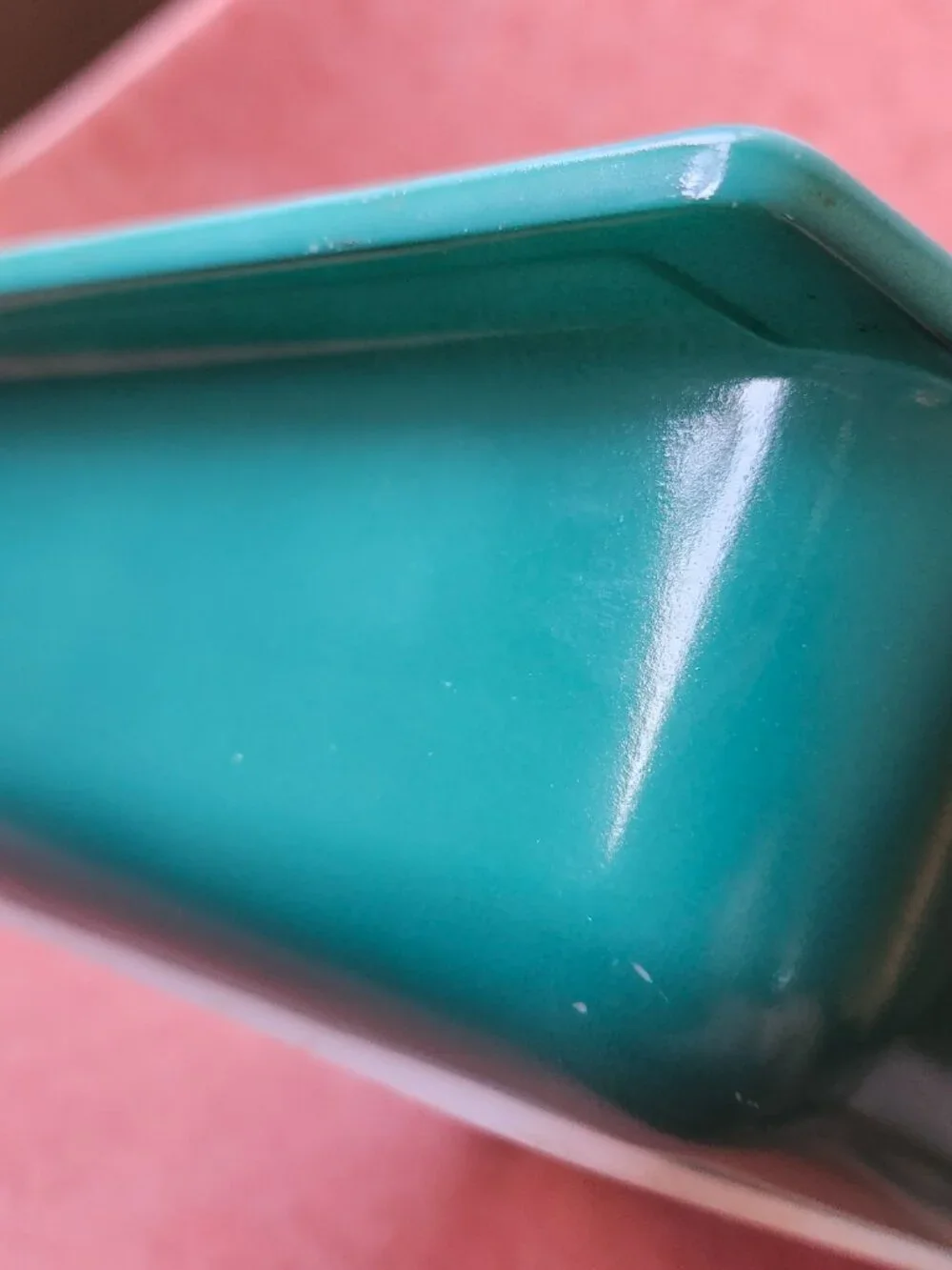 Pyrex green wheat 575 with lid